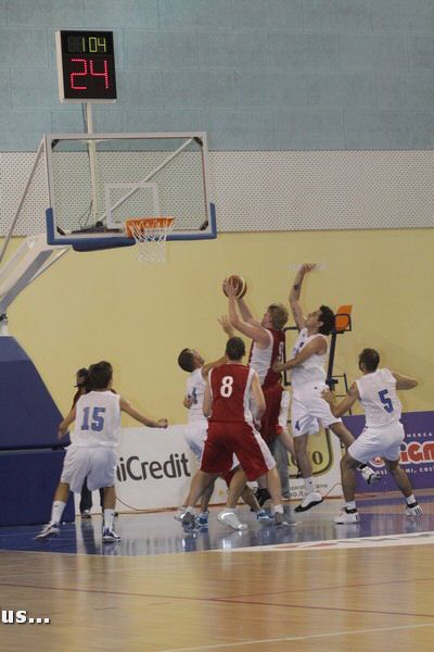 110915 sport 469_tn.jpg